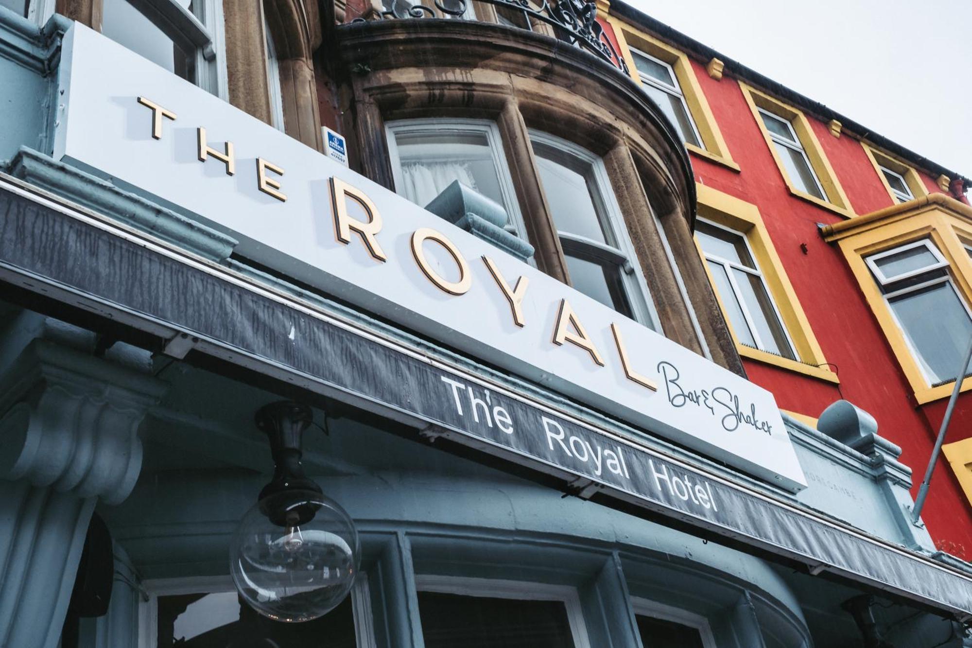 Отель The Royal Bar & Shaker Моркам Экстерьер фото